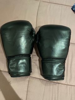 Boxing gloves - venum