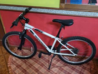 (Category: ) located in . Submitted by danishkasim (Listing ID 1222654330, Image 1). Description: .