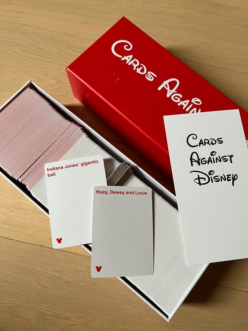 Cards against humanity..Disney version, 興趣及遊戲, 玩具 &amp; 遊戲類 - Carousell