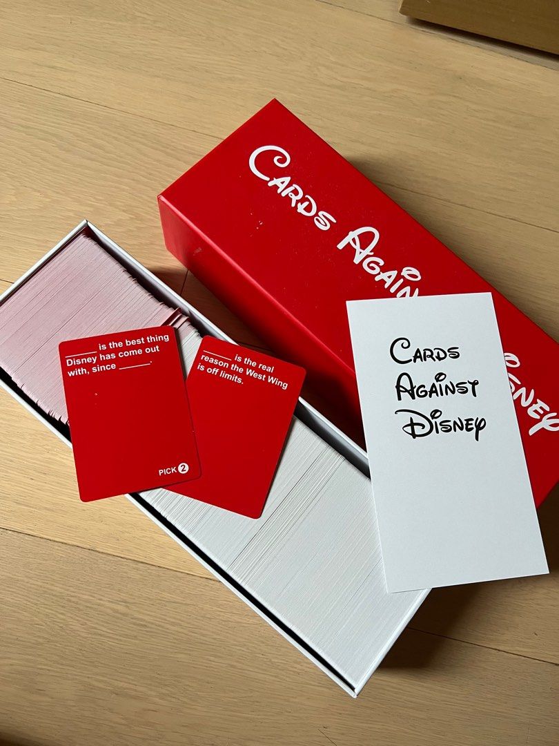 Cards against humanity..Disney version, 興趣及遊戲, 玩具 & 遊戲類 Carousell