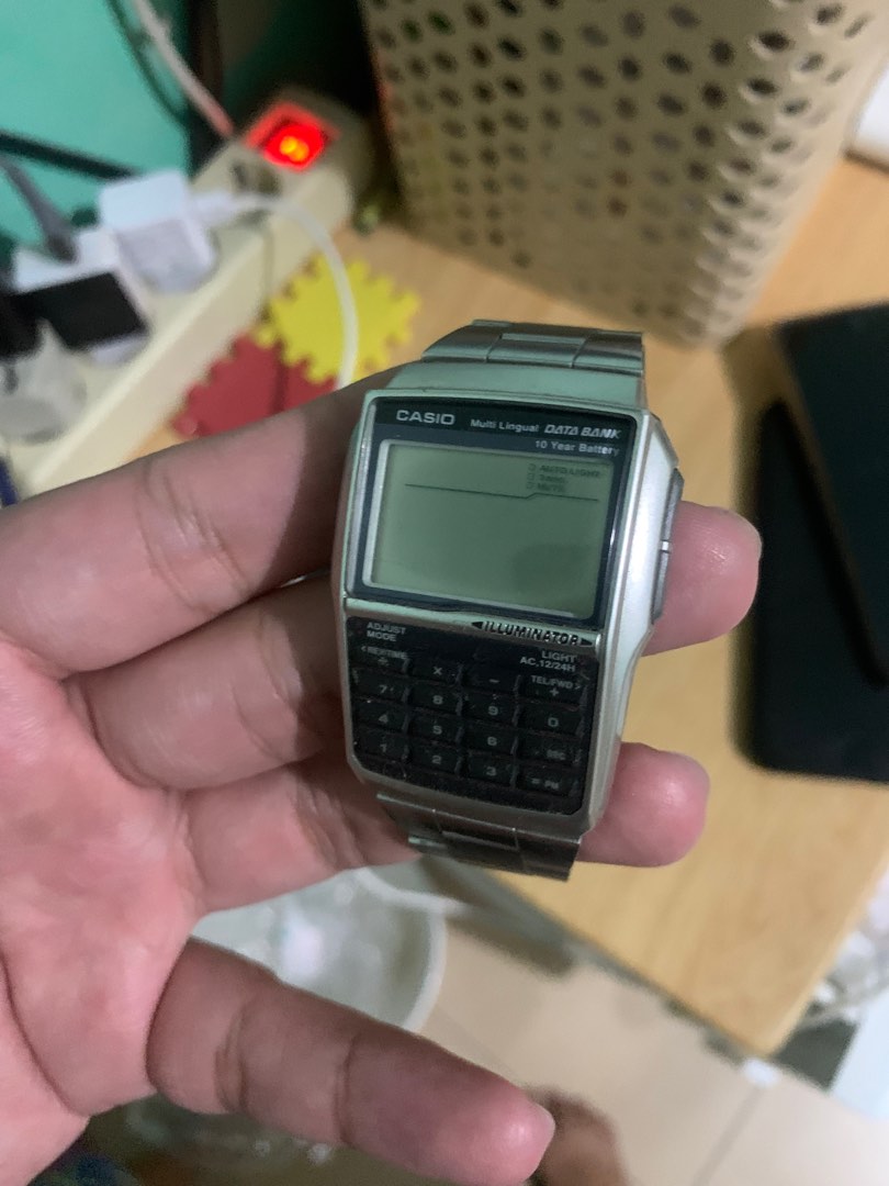 Casio kalkulator matot, Fesyen Pria, Jam Tangan di Carousell