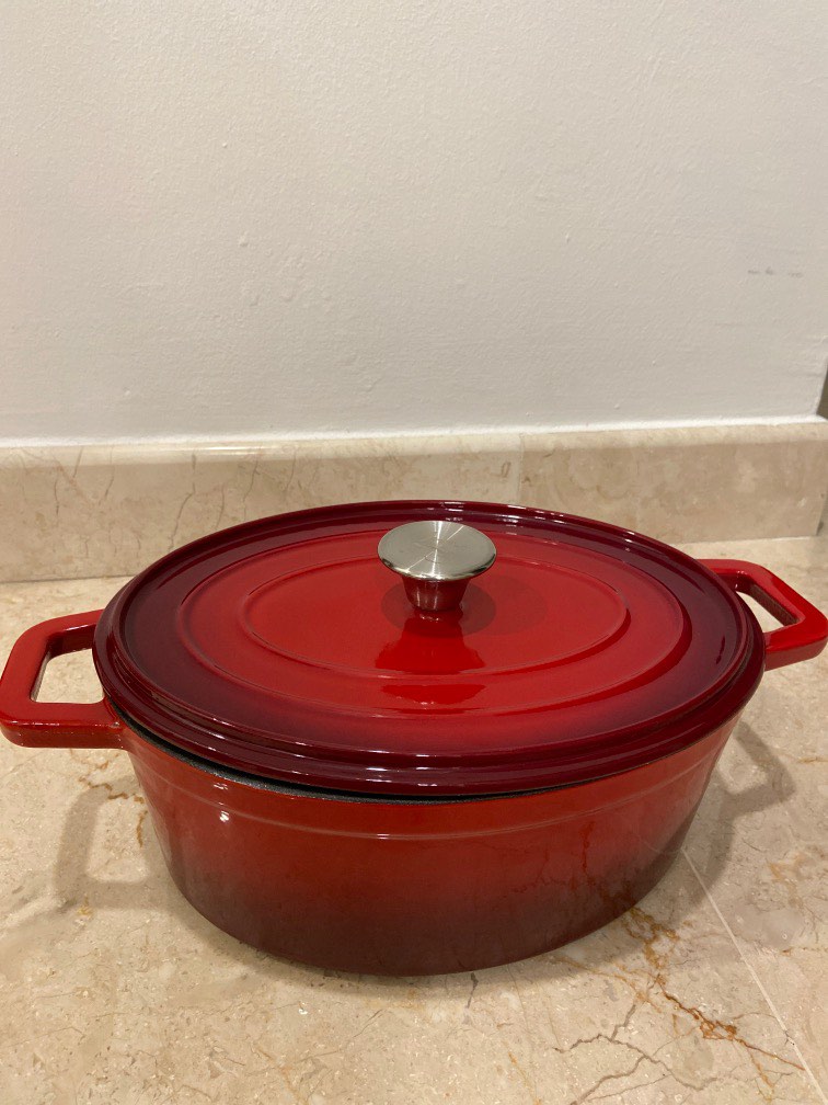 Cast Iron Enamel Oval Casserole, Furniture & Home Living, Kitchenware