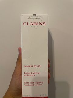 Clarins 美白精華水 200ml
