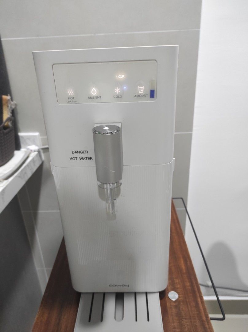 Coway Water Filter And Stand, TV & Home Appliances, Other Home