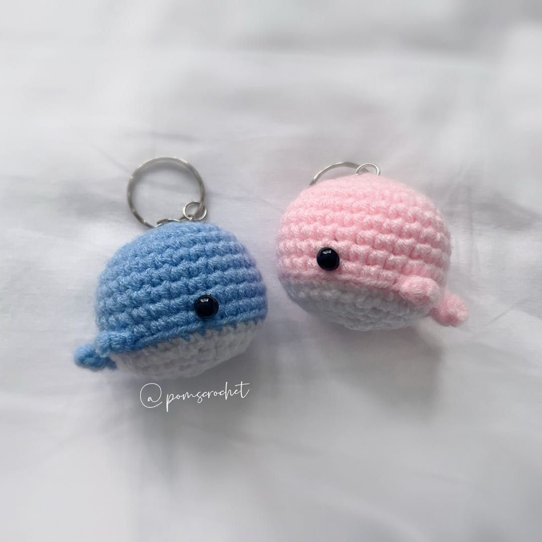 Crochet Whale Keychain, Hobbies & Toys, Stationery & Craft, Handmade