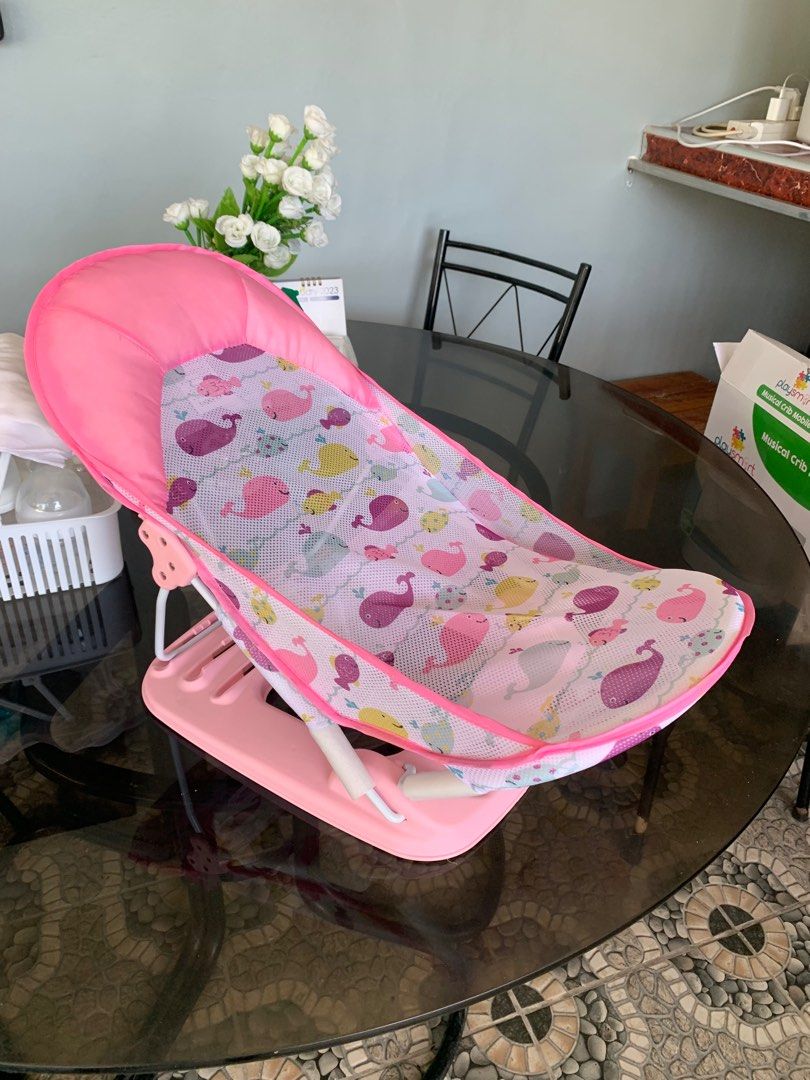 Deluxe Baby bather (Category: Other Baby Bathing & Changing Needs) located in Bulacan. Submitted by dhadimple (Listing ID 1222627314, Image 2). Description: 2x lang nagamit ayaw ni baby Like new pa.