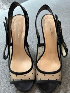 (Category: ) located in . Submitted by singapore68 (Listing ID 1222631989, Image 1). Description: .