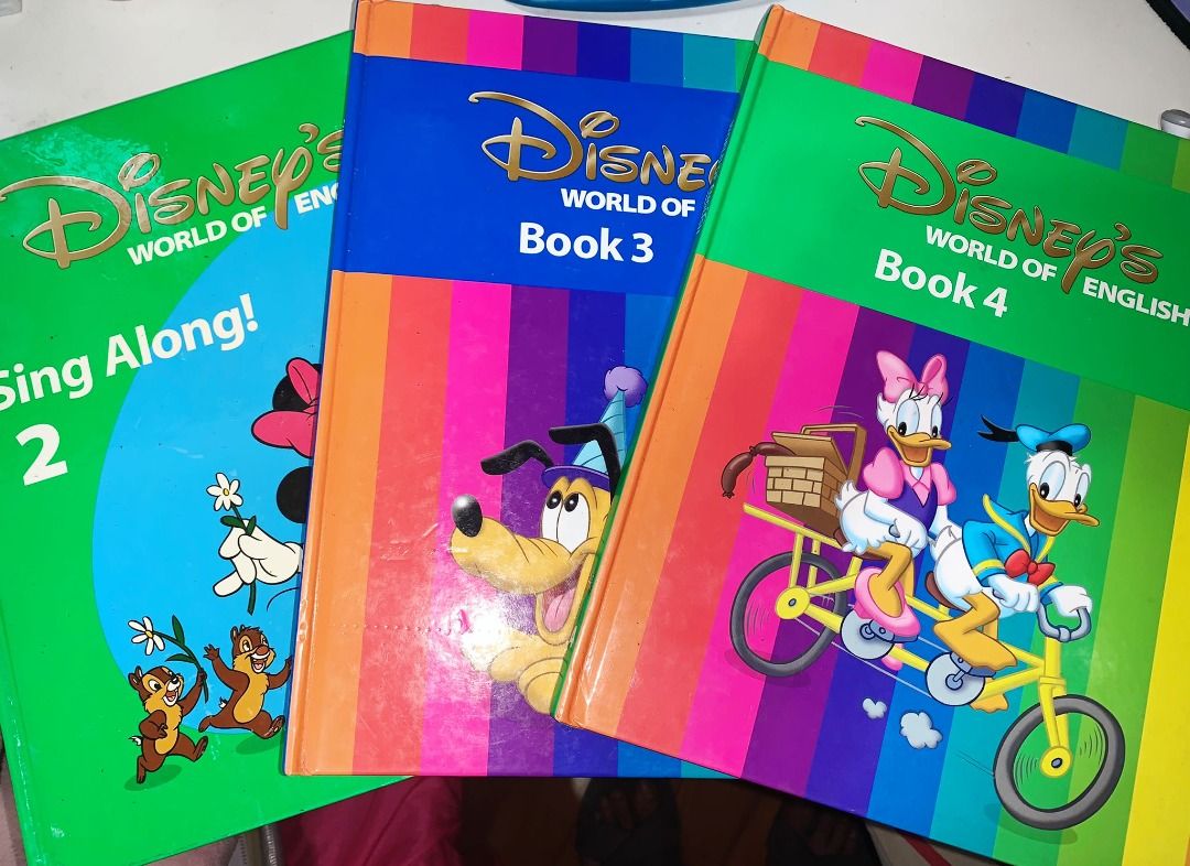 Disney's World of English Book 2,3,4, 興趣及遊戲, 書本& 文具
