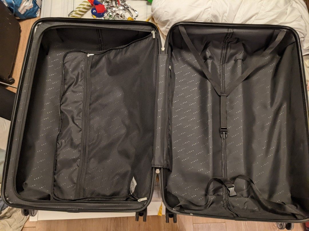 Linea large suitcase clearance