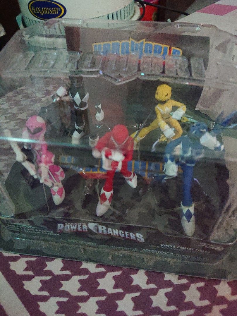 Heroworld power rangers online