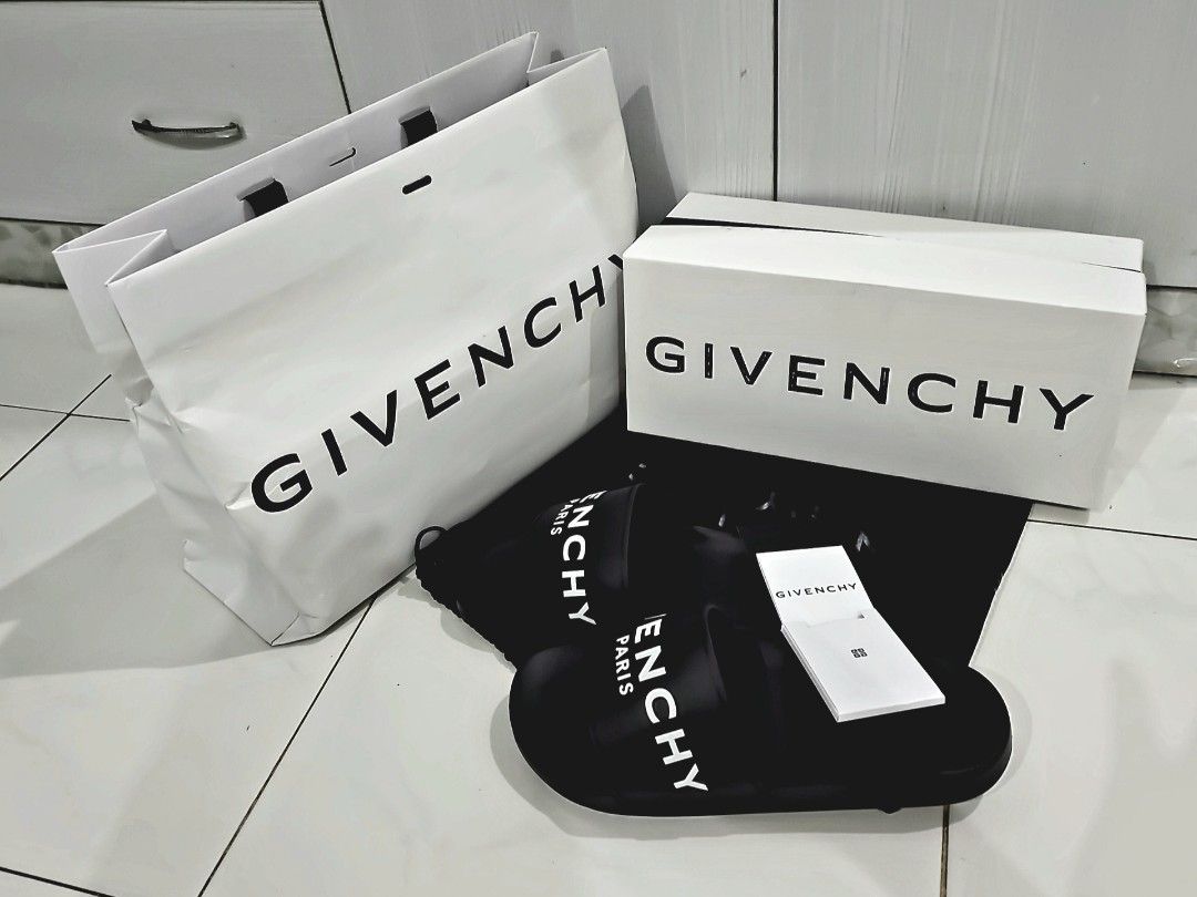 Givenchy 2024 sandals mens