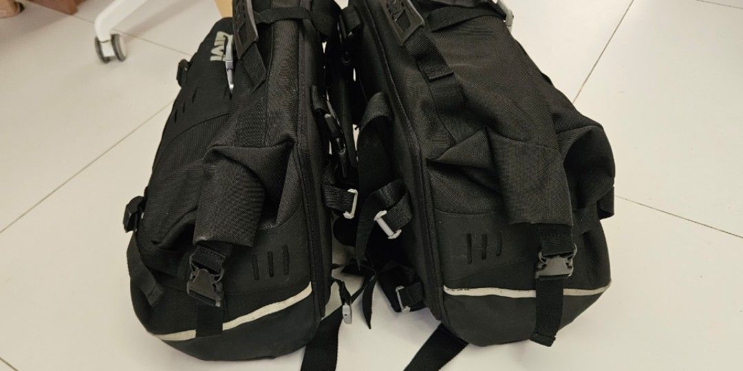 Givi soft shop side bags