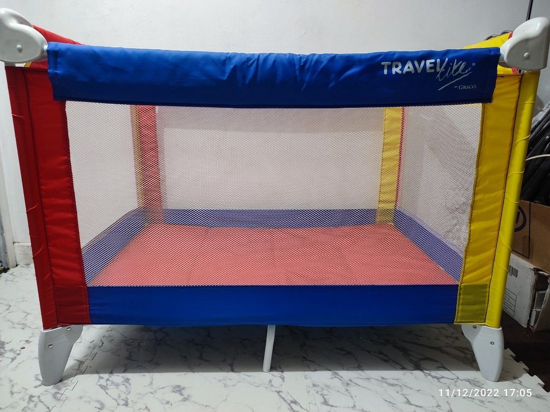 Graco travel lite crib, Babies & Kids, Baby Nursery & Kids Furniture