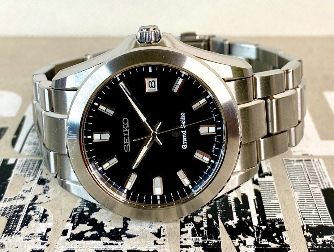 Grand Seiko 8J56-8020 Quartz Stainless Steel Men Watch, Luxury, Watches on  Carousell