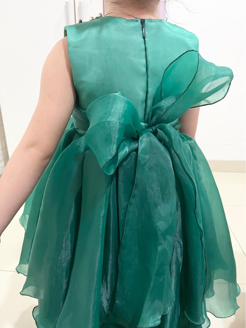 Green Dress - Green emerald dress, Bayi & Anak, Baju Anak Perempuan, 4 hingga 7 tahun di Carousell