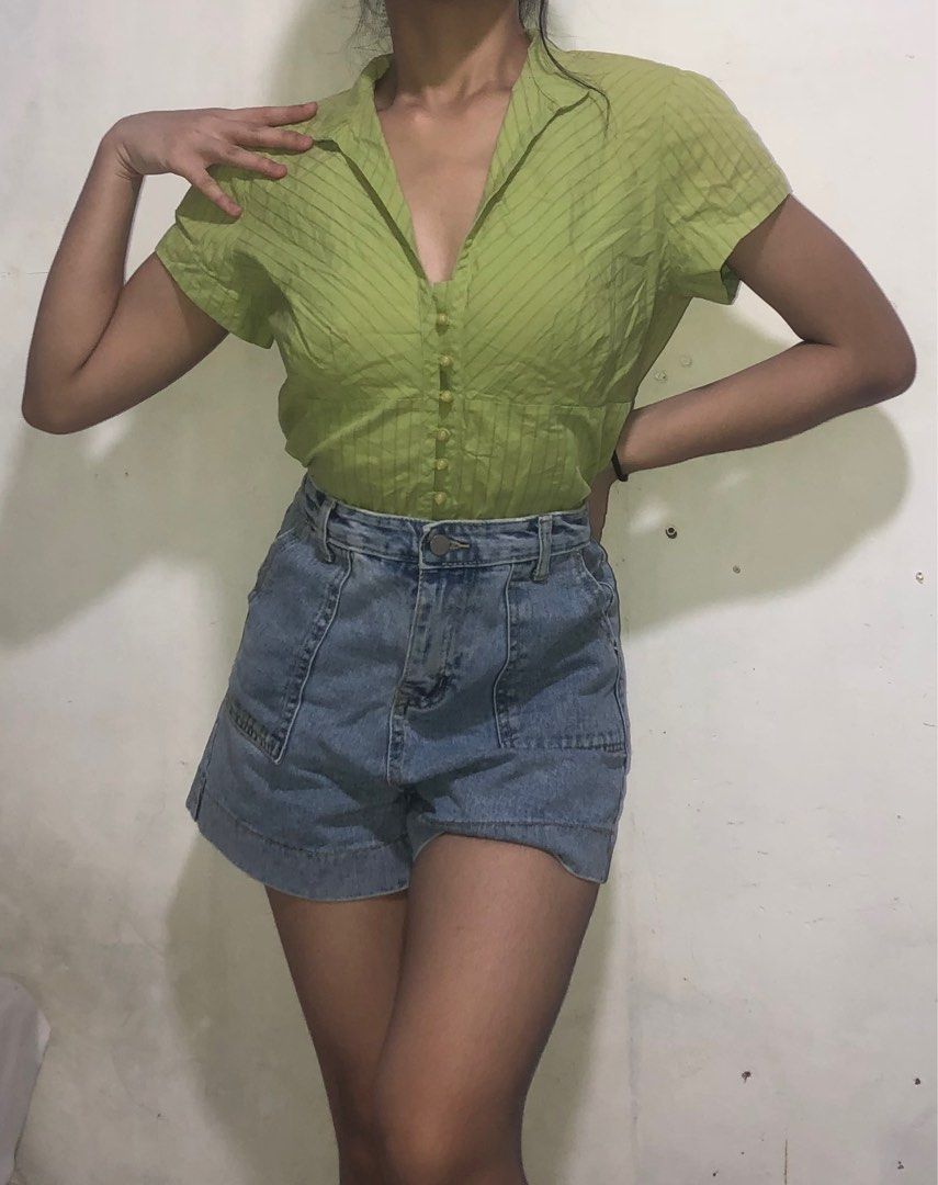Dark Green Zero Neck Blouse with Back Hook Closure & Elbow Sleeves
