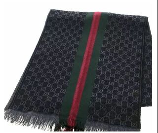 Louis Vuitton #MONOGRAM denim shawl  Lv scarf, Ways to wear a scarf, Scarf  outfit