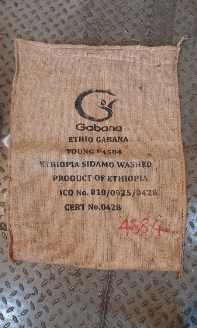 Gunny sacks / Jute bags, Hobbies & Toys, Stationery & Craft, Craft