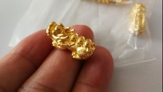 Heavy Gold Plated Brass Pixiu 2.4cm