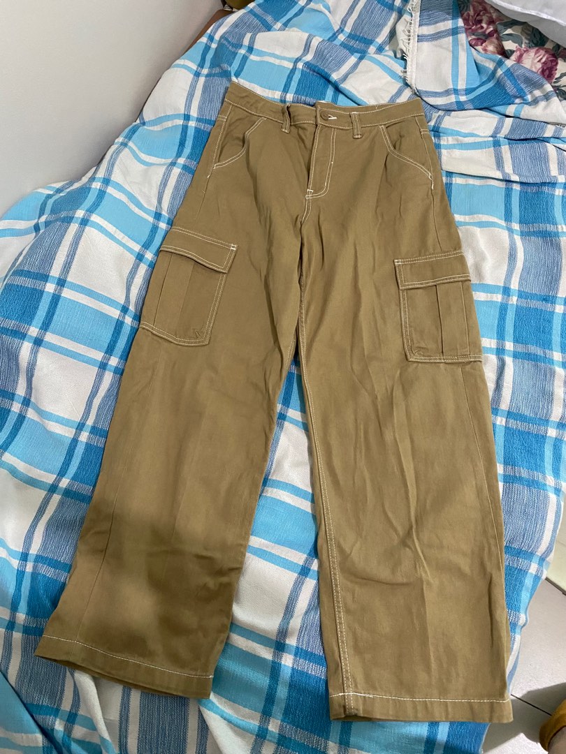 H&M Cargo Pants, Women's Fashion, Bottoms, Other Bottoms on Carousell