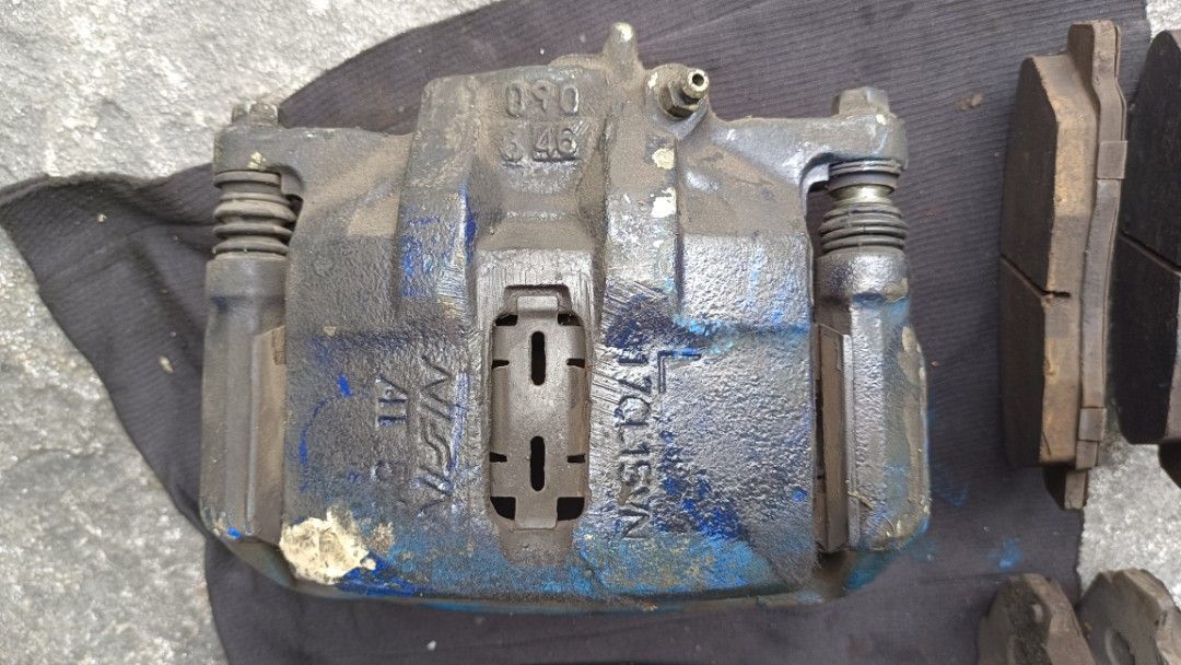 Honda integra dc2 ek9 type R brake caliper, Auto Accessories on Carousell