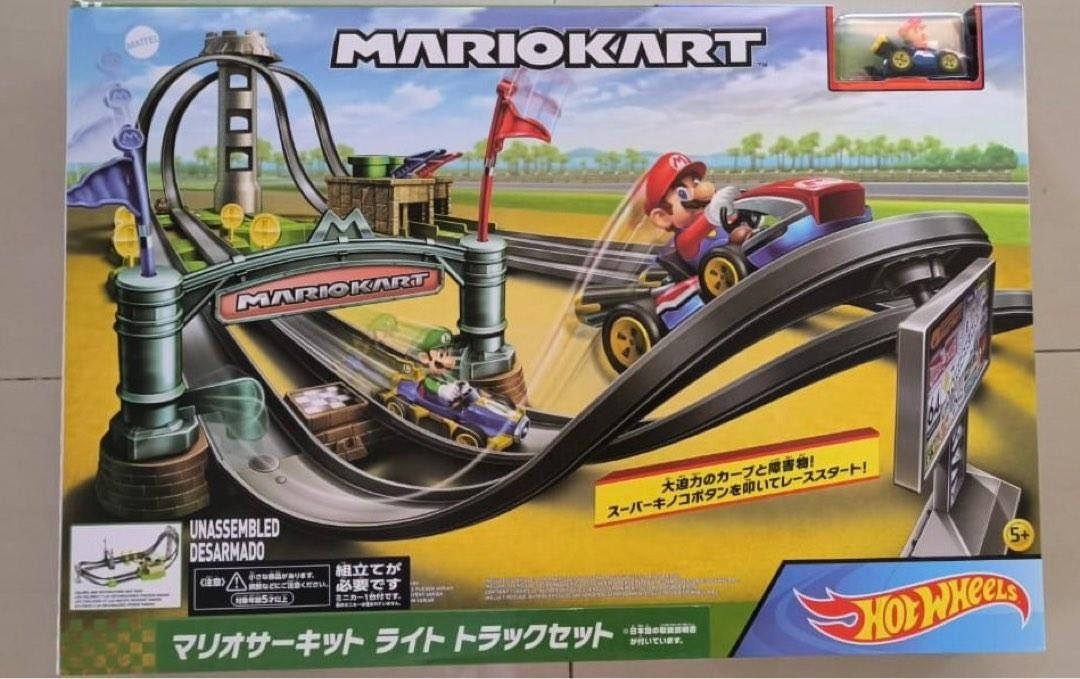 Hot Wheels Mario Kart Circuit Lite Kids Race Car Track Play Set