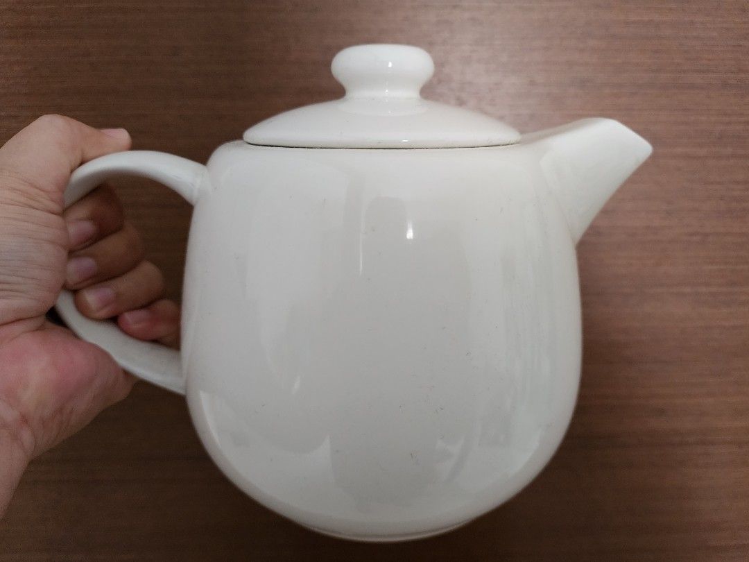 Ikea teapot (1 liter capacity), Furniture & Home Living, Kitchenware