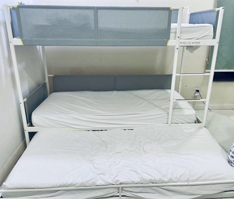 Ikea vitval pull sales out bed