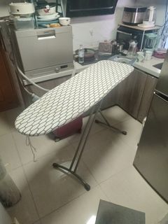 （分類：）位於 。 由 martinburman 提交（商品編號 1222709049，圖片 1）。簡介： 。
