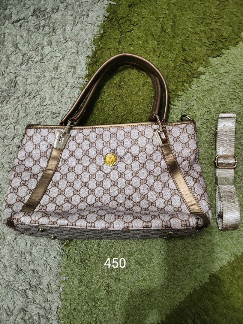 Jovanni shoulder bag 2025