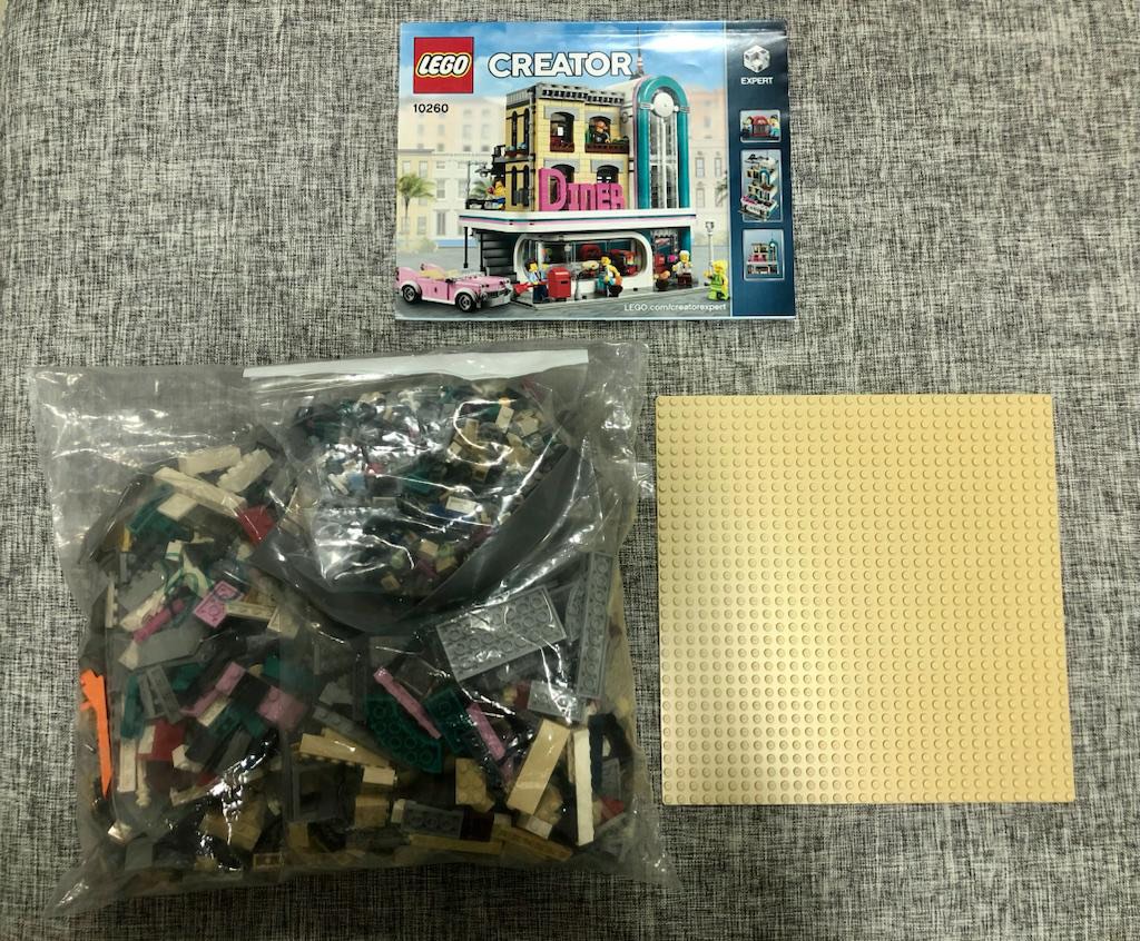 10260 lego downtown diner