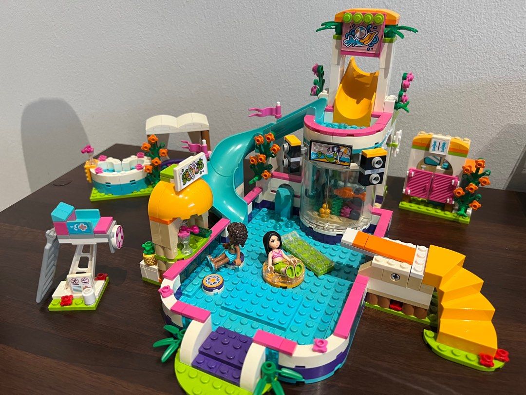 Lego swimming sales pool set