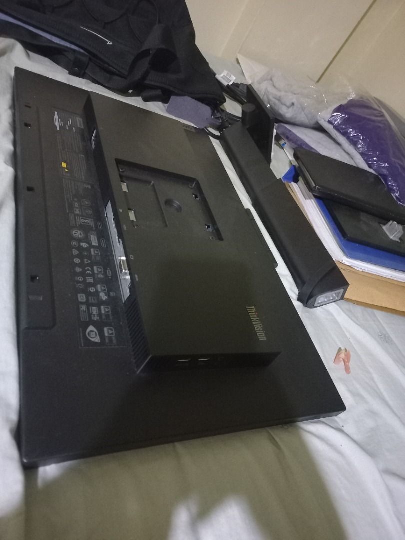 Lenovo ThinkVision Monitor with complete accessories ; RFS: Hindi ko na ...