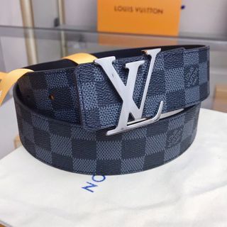 *Authentic* Louis Vuitton Reversible Iridescent/Black Belt 100/40