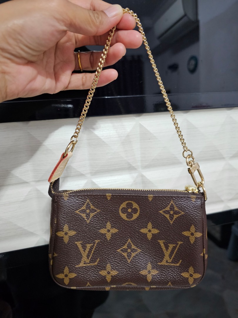 LOUIS VUITTON Mini Pochette Accessoires, Luxury, Bags & Wallets on Carousell