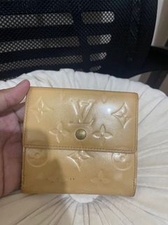 LV Vernis short wallet