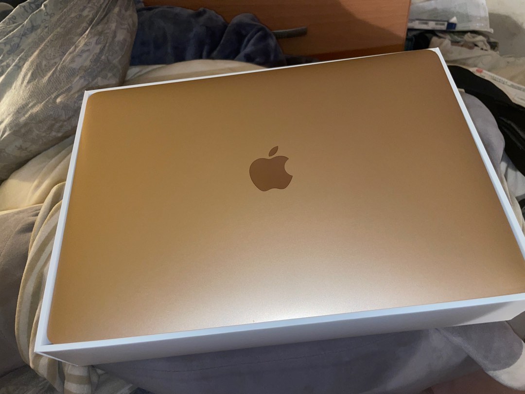 急售］MacBook Air 13 M1 8/256G 玫瑰金(2022生產）, 電腦及科技產品