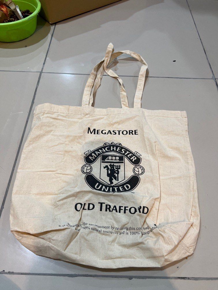 Manchester United tote bag old trafford megastore limited edition