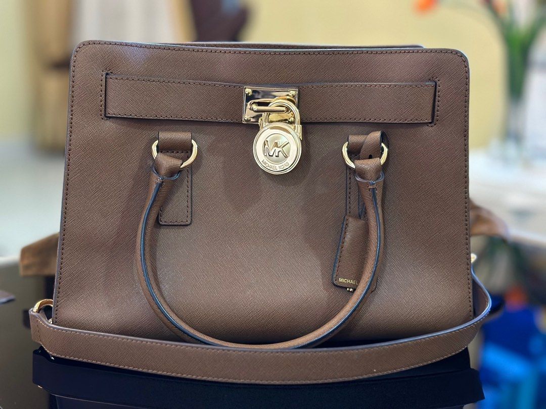 Michael Kors Hamilton authentic bag ~ like NEW, Women's Fashion, Bags &  Wallets, Tote Bags on Carousell