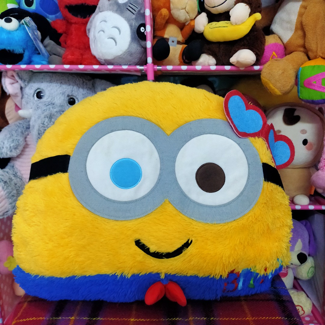 Despicable me top pillow
