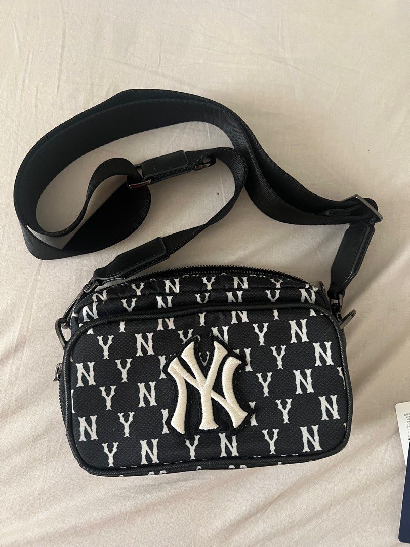 Yankees sling bag cheap