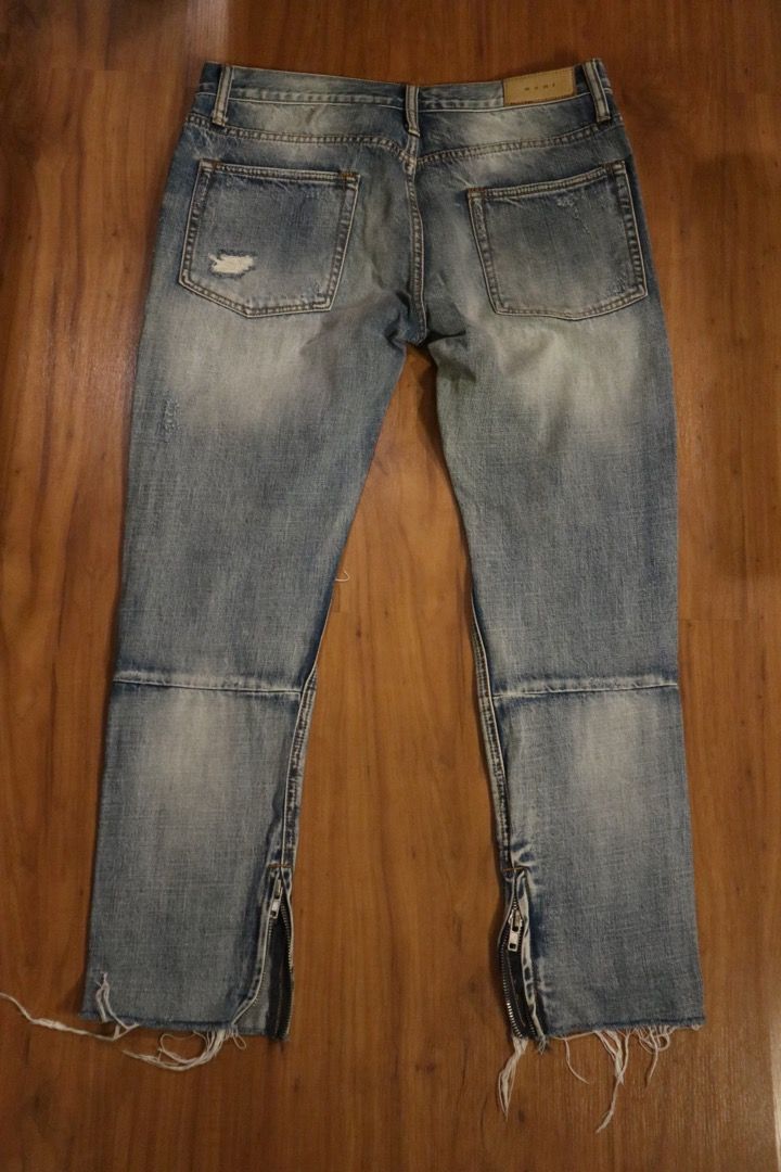 Mnml distressed biker jeans w/ zip (Category: Jeans) located in Quezon City. Submitted by thegood.goodsph (Listing ID 1222606320, Image 2). Description: Mnml distressed biker jeans w/ zipper Size: 34 (fits 32-34 imo) loose stitching on hem .