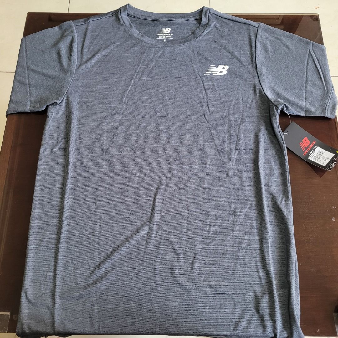 New Balance Men Sport Tech Tee (Category: Activewear) located in Santa Rosa. Submitted by kevsoli (Listing ID 1222708401, Image 1). Description: New Balance Men Sport Tech Tee 100% authentic w/ tags Size: Small Condition: Brand new Color: Athletic Gray Meetup: SM City Santa Rosa Shipping: Additional fee for shipping.