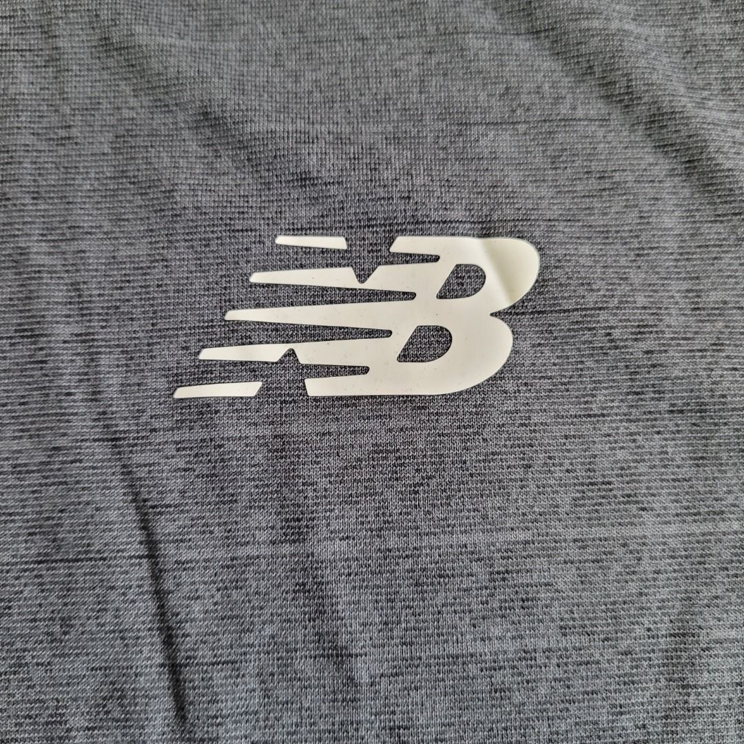 New Balance Men Sport Tech Tee (Category: Activewear) located in Santa Rosa. Submitted by kevsoli (Listing ID 1222708401, Image 3). Description: New Balance Men Sport Tech Tee 100% authentic w/ tags Size: Small Condition: Brand new Color: Athletic Gray Meetup: SM City Santa Rosa Shipping: Additional fee for shipping.