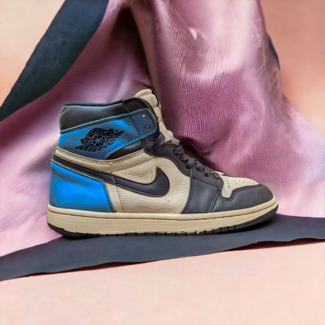 Nike Air Jordan 1 Obsidian, Fesyen Pria, Sepatu , Sneakers di Carousell