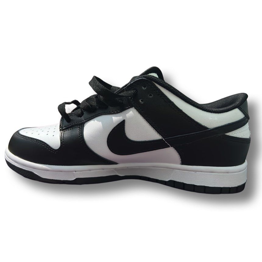 nike dunk black white