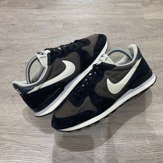 Nike internationalist (7.5uk)(kod1039)