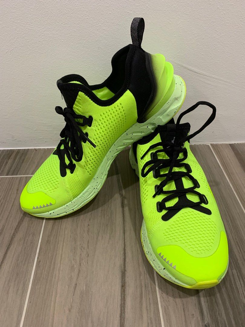 NIKE JORDAN RUNNING