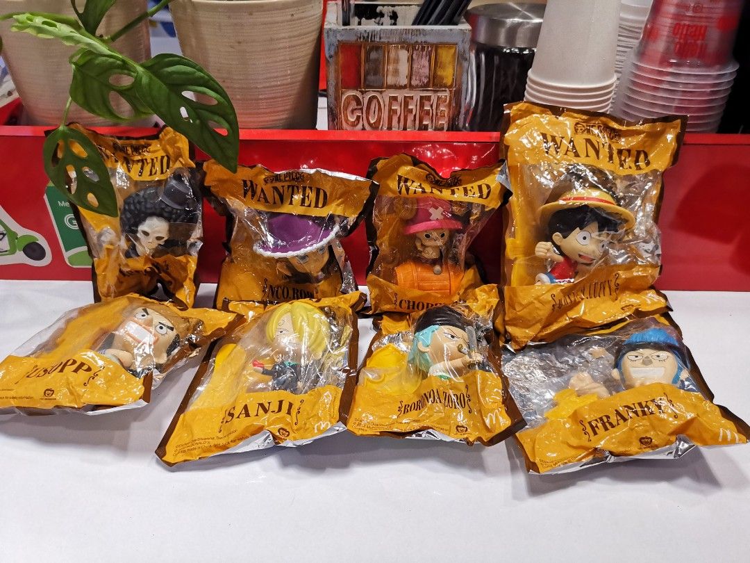One piece mcd one piece happy meal one piece bandai takara tomy, Toys