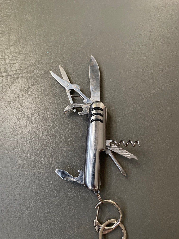 Pocket knife (7 tools) (Category: Knives & Chopping Boards) located in Marikina City. Submitted by myprelovedcollectibles (Listing ID 1222695447, Image 2). Description: .